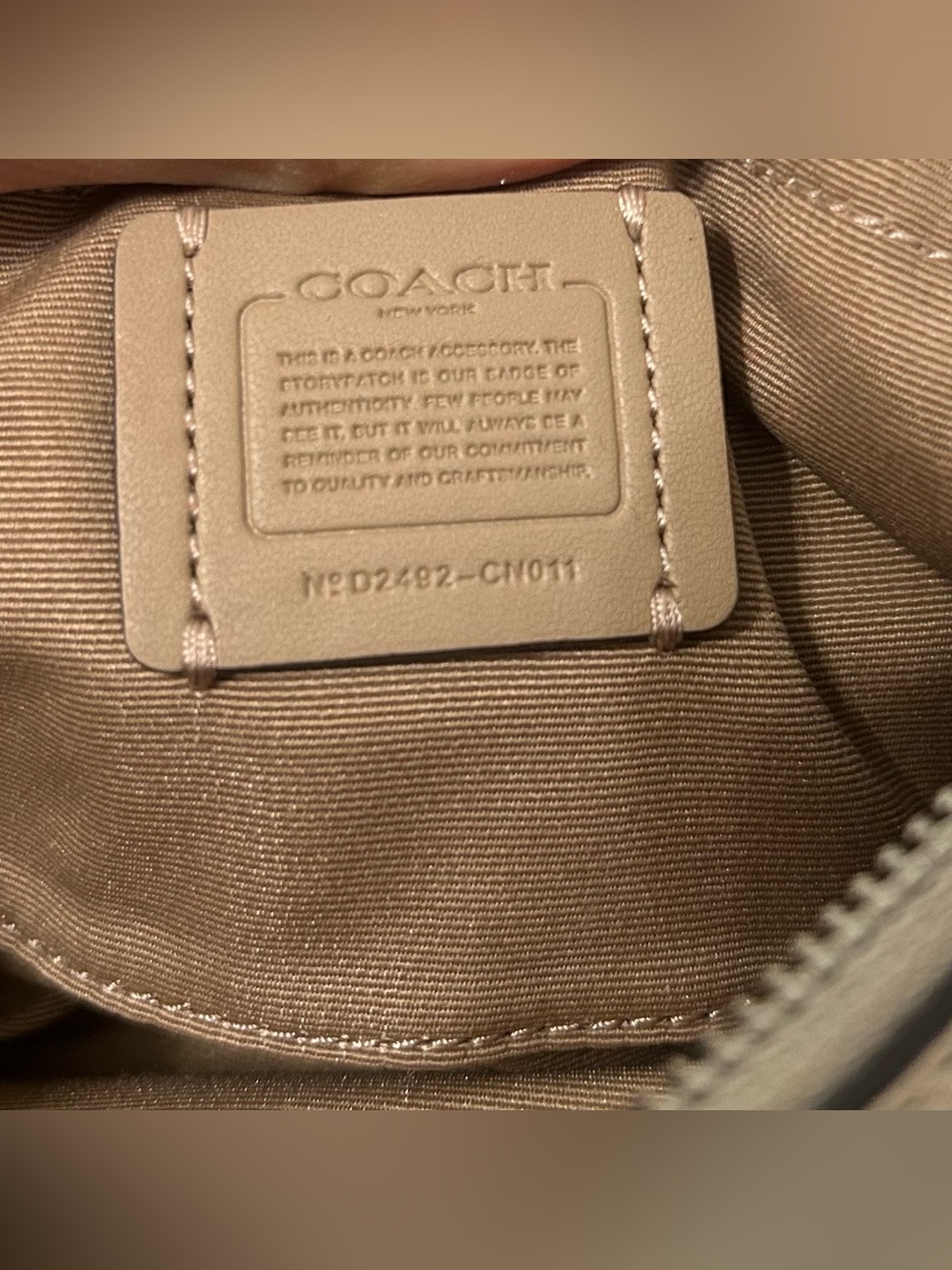 Coach Payton Hobo Bag "chalk" - Picture 8 of 8